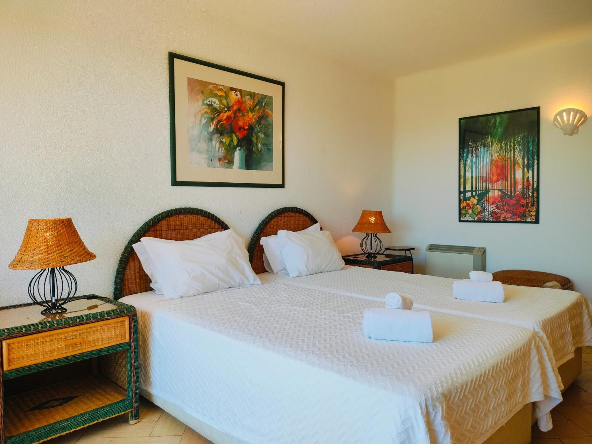 Turisticos Buganvilia Aparthotel 3*