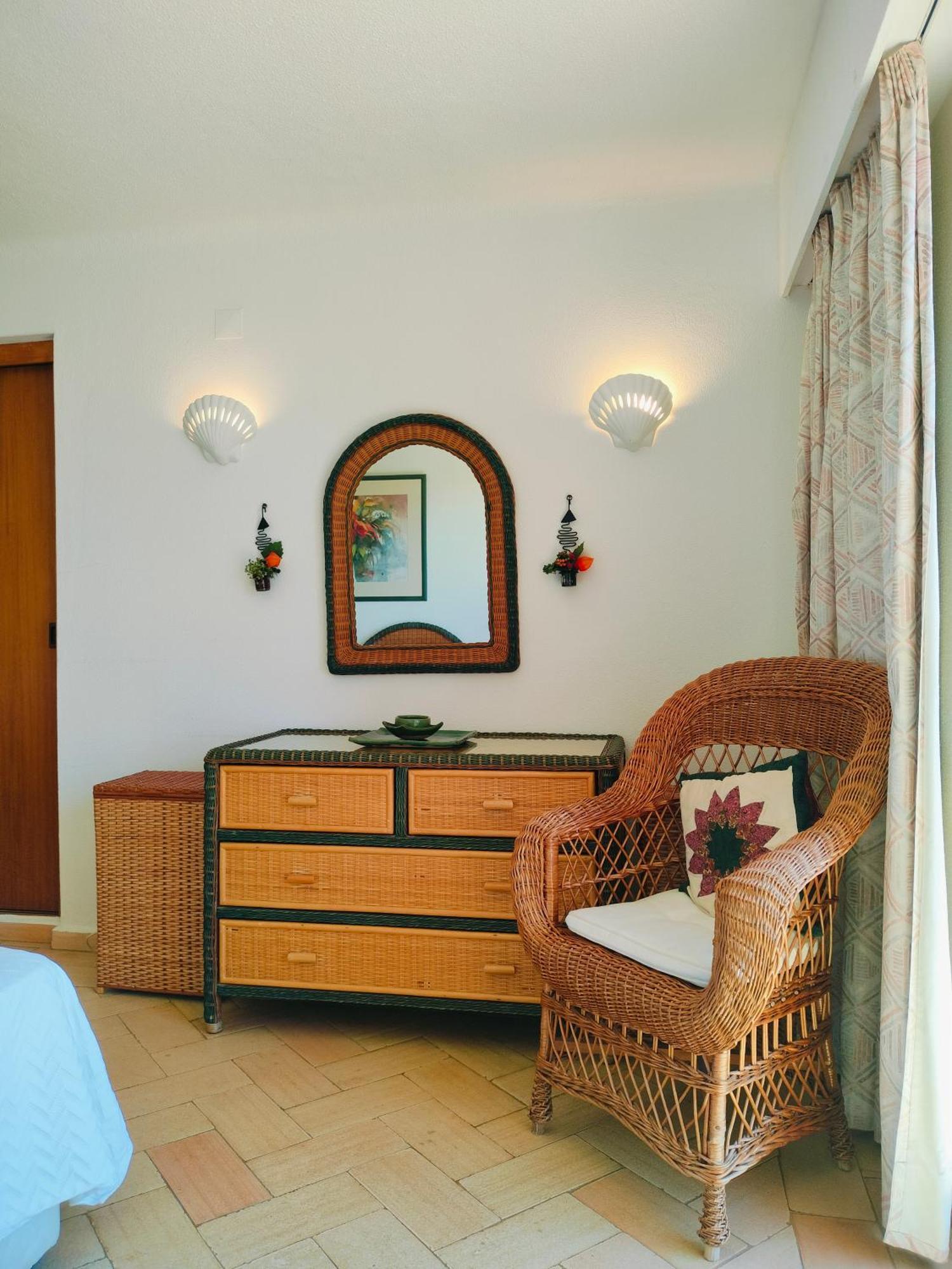 Aparthotel Turisticos Buganvilia Lagos